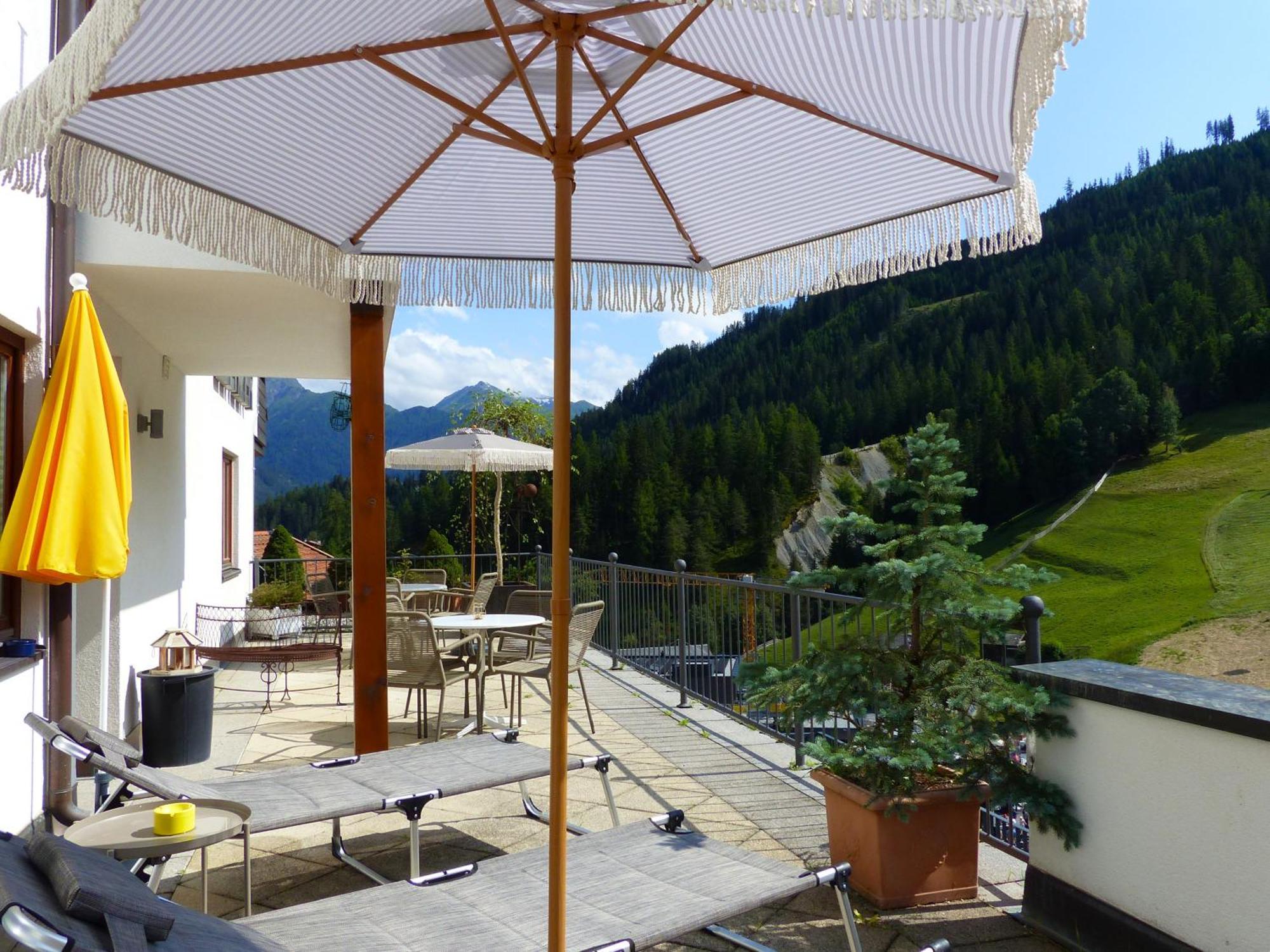 Hotel Garni Zerzer Serfaus Exteriér fotografie