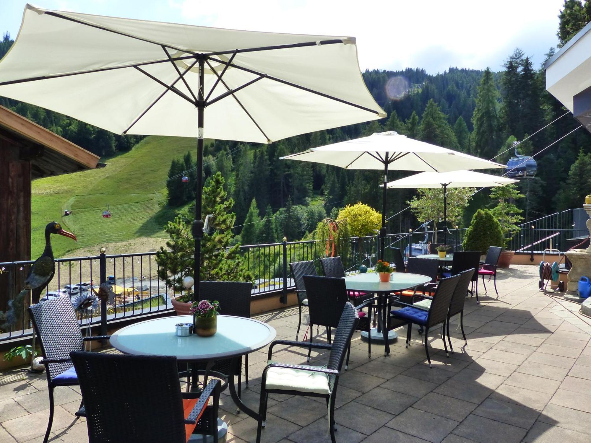 Hotel Garni Zerzer Serfaus Exteriér fotografie