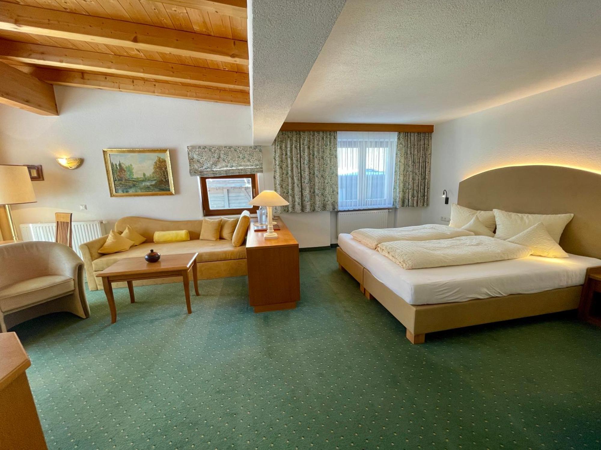 Hotel Garni Zerzer Serfaus Exteriér fotografie