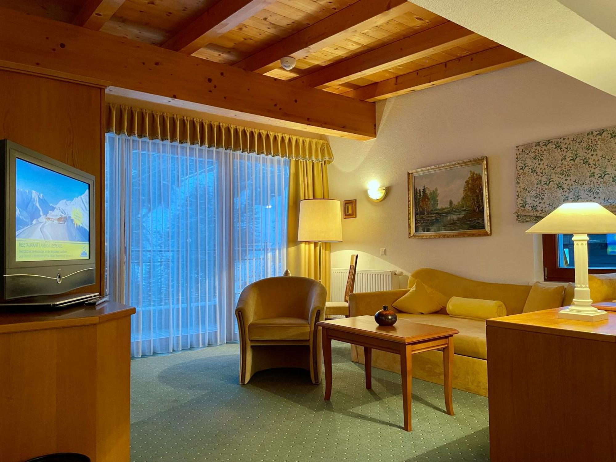 Hotel Garni Zerzer Serfaus Exteriér fotografie