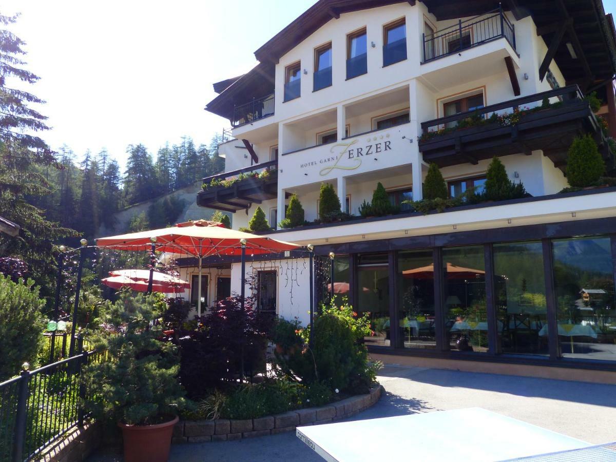 Hotel Garni Zerzer Serfaus Exteriér fotografie